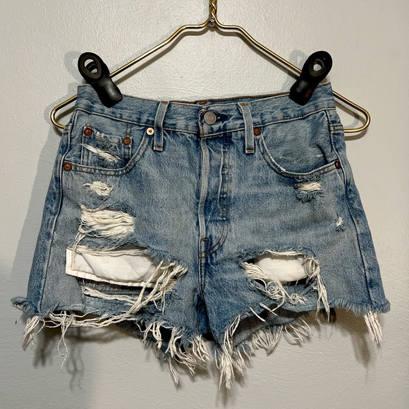 Levi's Pants - Levi’s 501 Womens Distressed Jean Shorts